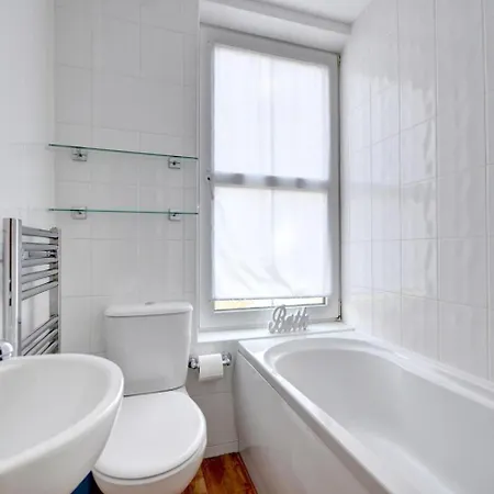 Semesterbostad Annabels Cottage