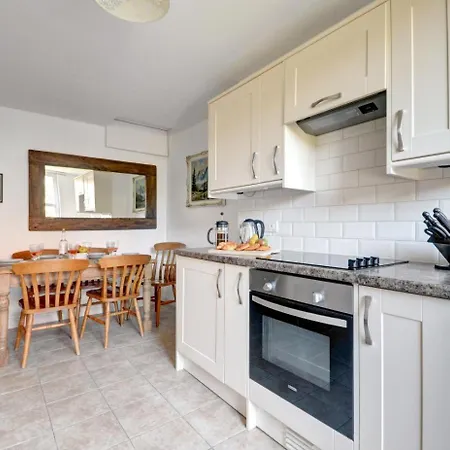 Semesterbostad Annabels Cottage *